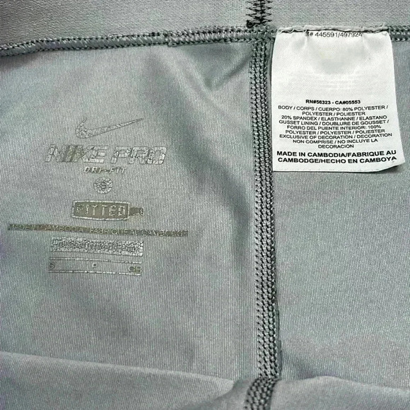 Nike Cropped Dri Fit Gym Pants Leggings Black Exercise Run Walk Hike Outdoors - Picture 5 of 6